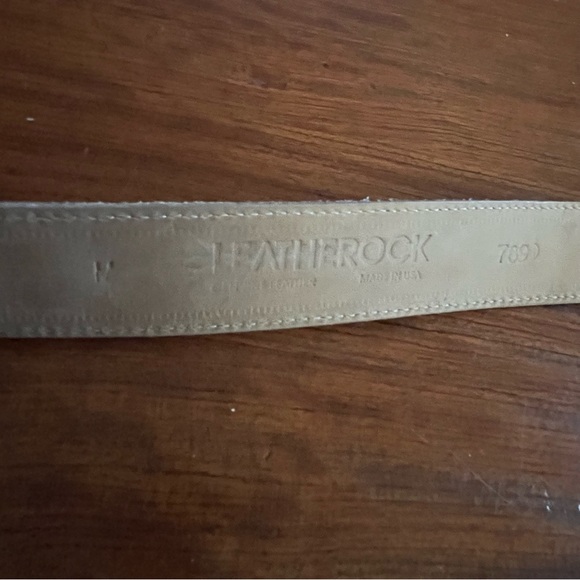 Vintage Leatherock Embossed Leather Western Buckle Belt - Picture 12 of 13